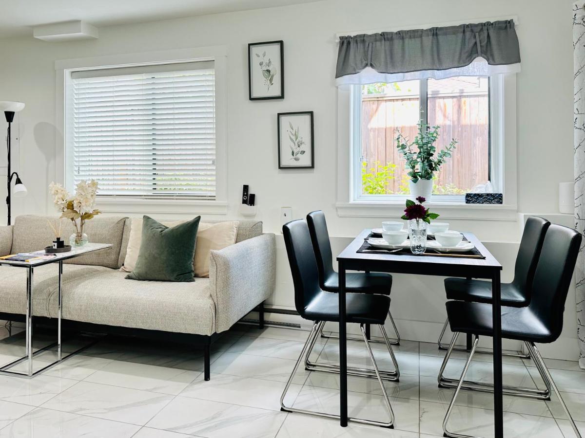 2Br 1.5Ba Full Kitchen Private Guest House - Free Parking - Central Location Vancouver Eksteriør billede