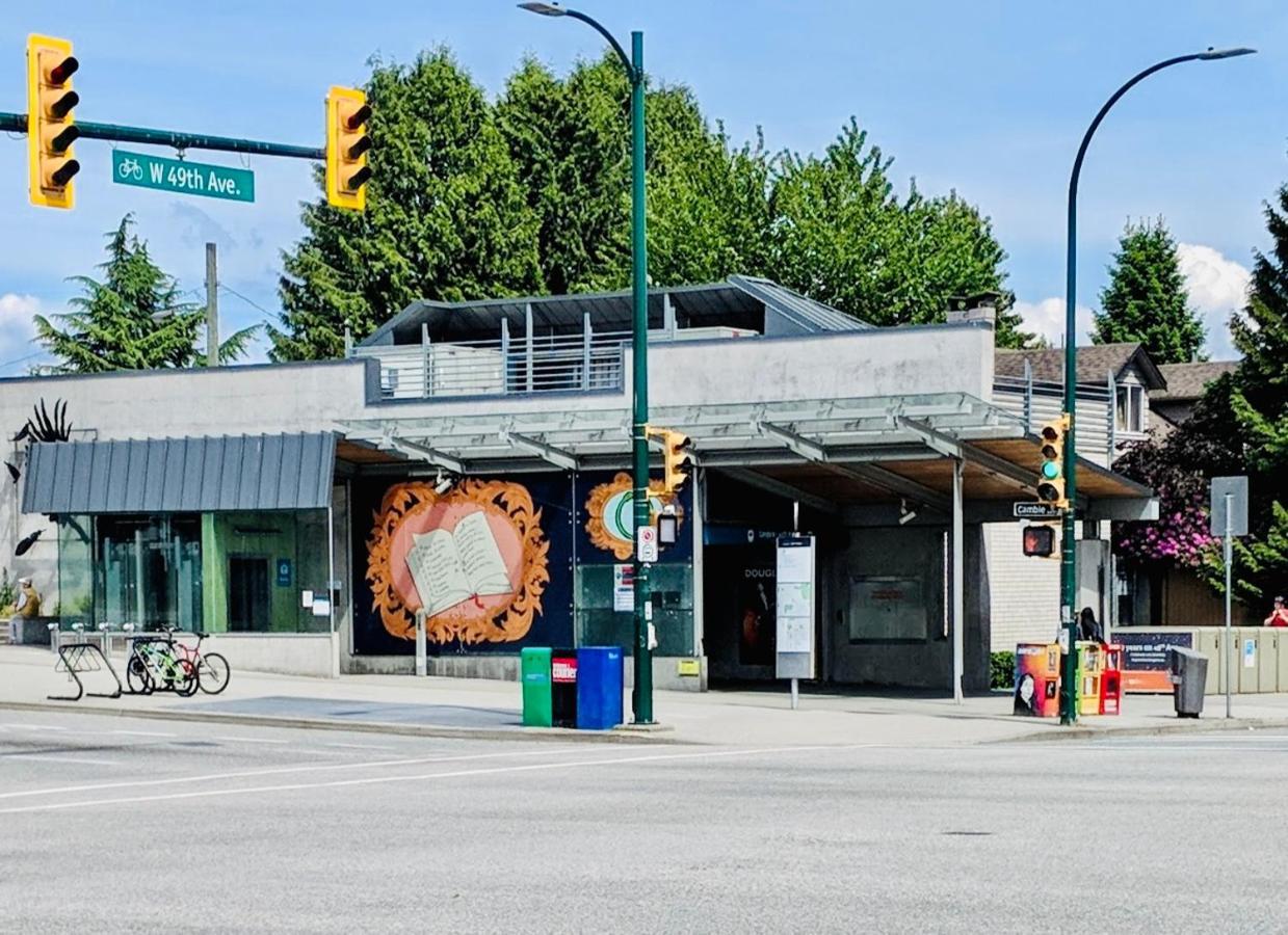2Br 1.5Ba Full Kitchen Private Guest House - Free Parking - Central Location Vancouver Eksteriør billede