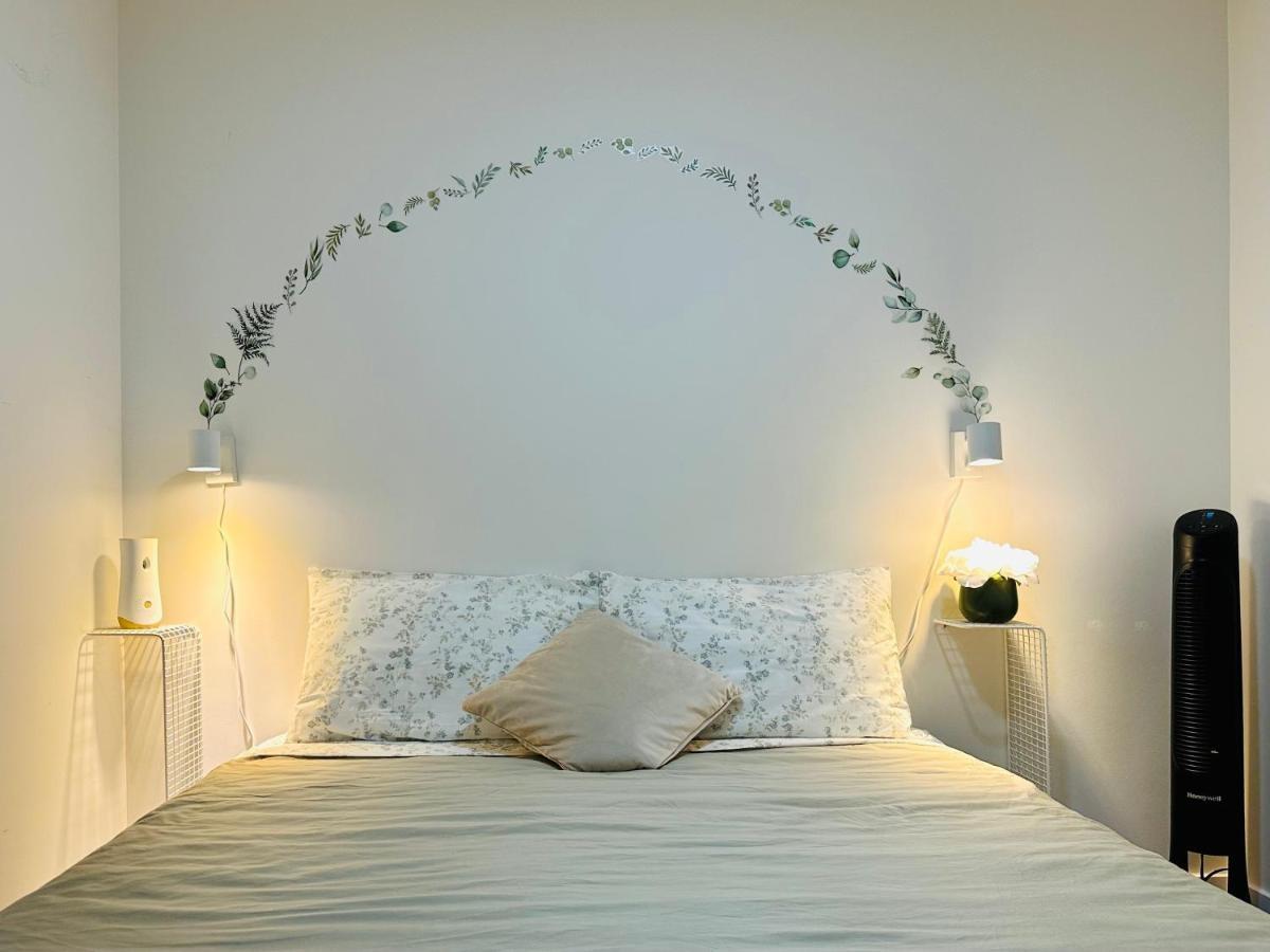 2Br 1.5Ba Full Kitchen Private Guest House - Free Parking - Central Location Vancouver Eksteriør billede